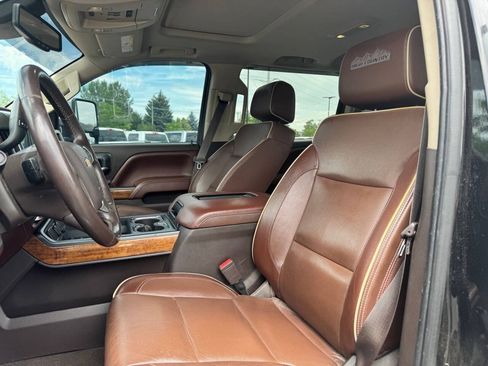 Used 2016 Chevrolet Silverado 2500 High Country w/ Duramax Plus Package AWD/4WD image 10