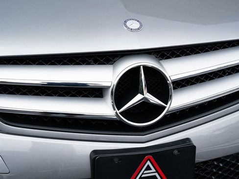 Used 2013 Mercedes-Benz C 250 Coupe image 6