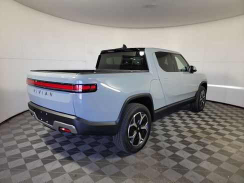 Used 2022 Rivian R1T Adventure AWD/4WD image 5