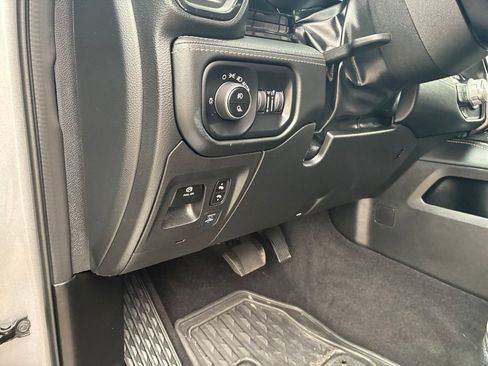 Used 2025 RAM 1500 Limited w/ Bed Utility Group image 22