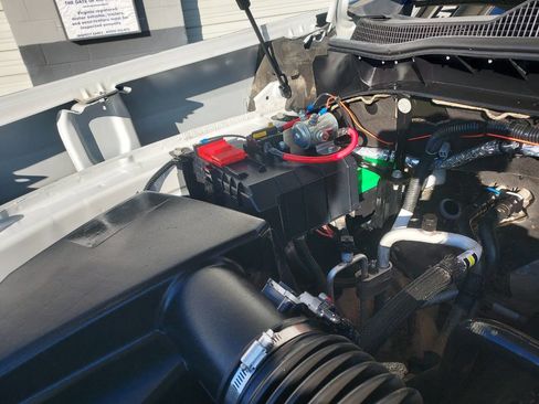 Used 2022 Chevrolet Silverado 2500 LT w/ Convenience Package image 21