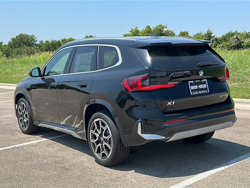 New 2025 BMW X1 xDrive28i w/ Technology Package image 6