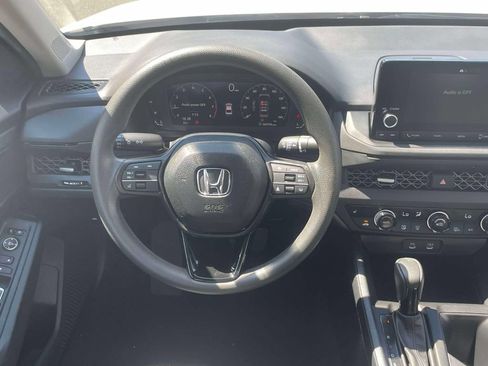 Used 2025 Honda Accord SE image 14
