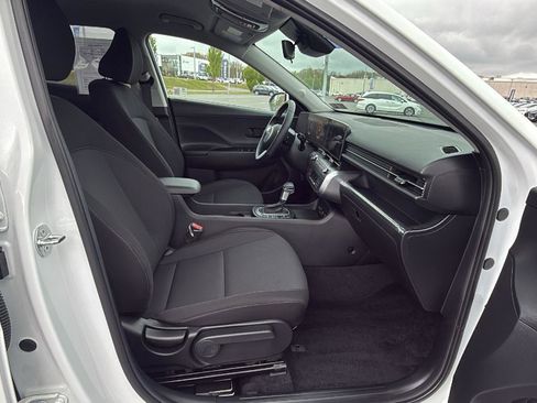 Certified 2024 Hyundai Kona SEL AWD/4WD image 18