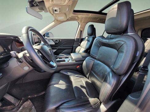 Used 2024 Lincoln Aviator Reserve w/ Equipment Group 201A image 29