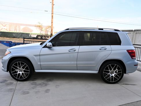 Used 2013 Mercedes-Benz GLK 350 2WD image 2