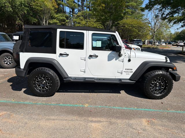 Used 2018 Jeep Wrangler Unlimited Sport S AWD/4WD image 13
