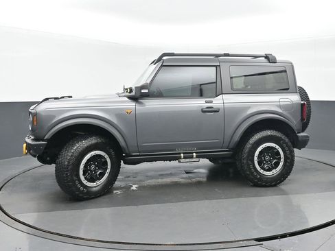 Used 2021 Ford Bronco Badlands image 6