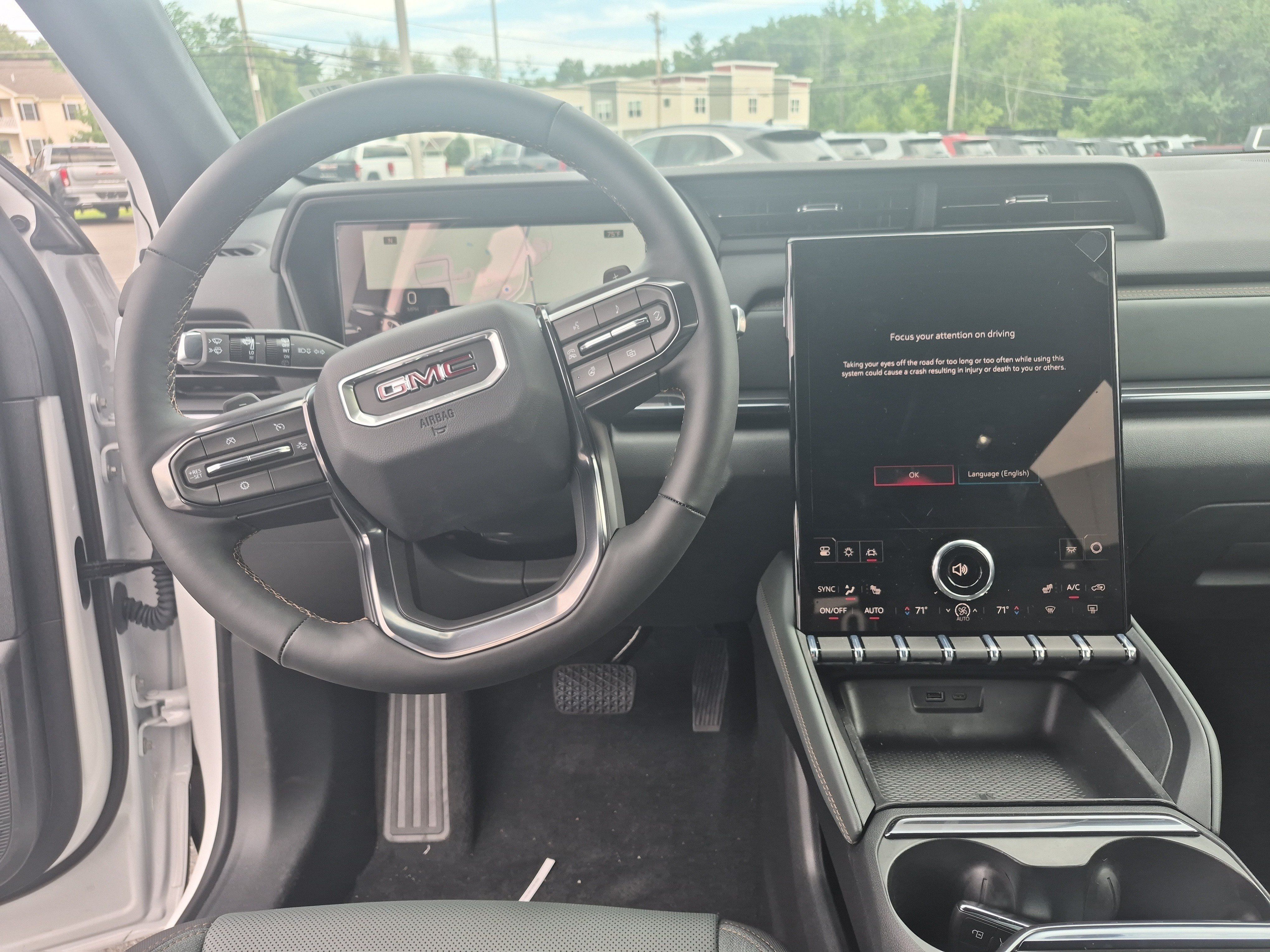 Used 2026 GMC Terrain AT4 AWD/4WD image 11