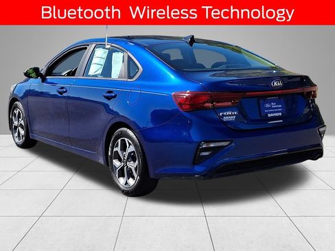 Used 2020 Kia Forte LXS FWD image 6