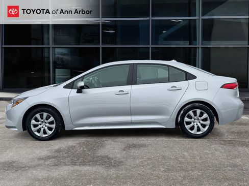 Certified 2025 Toyota Corolla LE image 7