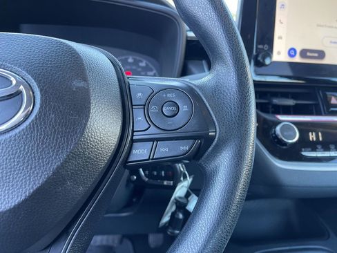 Used 2024 Toyota Corolla LE image 17