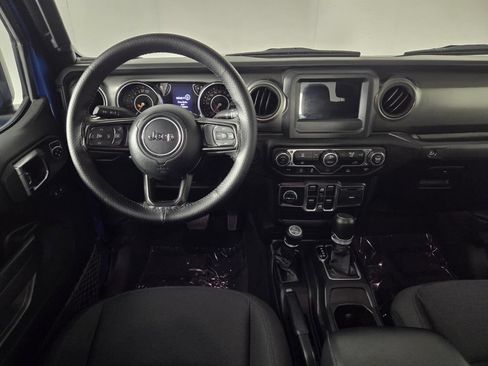 Used 2023 Jeep Gladiator Sport AWD/4WD image 24