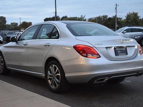 Used 2018 Mercedes-Benz C 300 4MATIC Sedan w/ Premium Package image 10