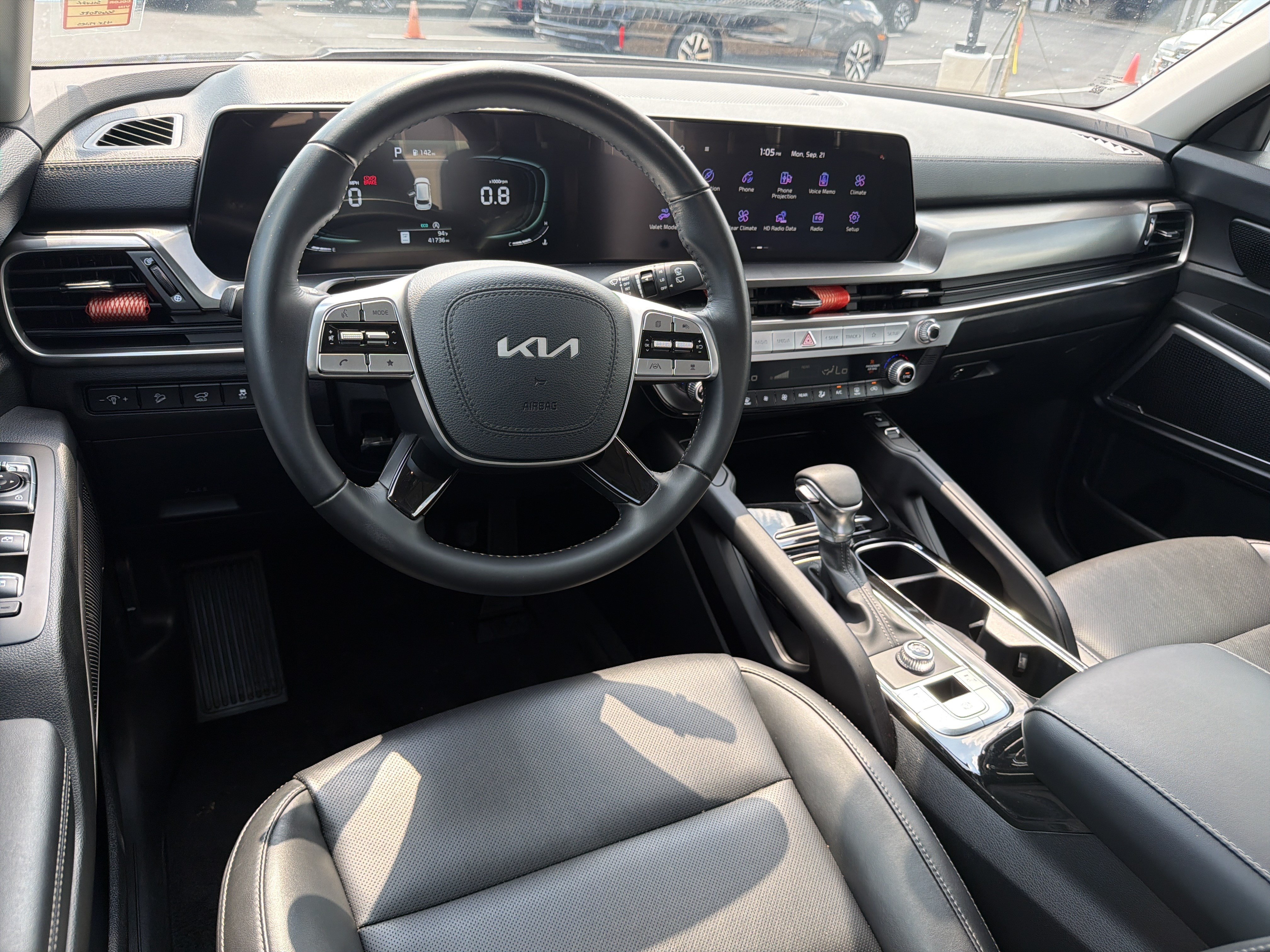Used 2025 Kia Telluride S FWD image 22
