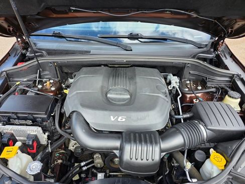 Used 2015 Jeep Grand Cherokee Summit image 29