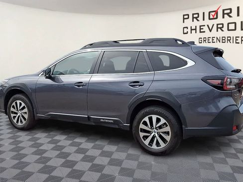Used 2024 Subaru Outback Premium AWD/4WD image 6