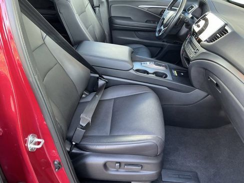 Used 2024 Honda Passport EX-L image 21