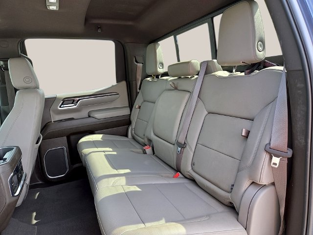 Used 2023 Chevrolet Silverado 1500 LTZ w/ LTZ Premium Package AWD/4WD image 12