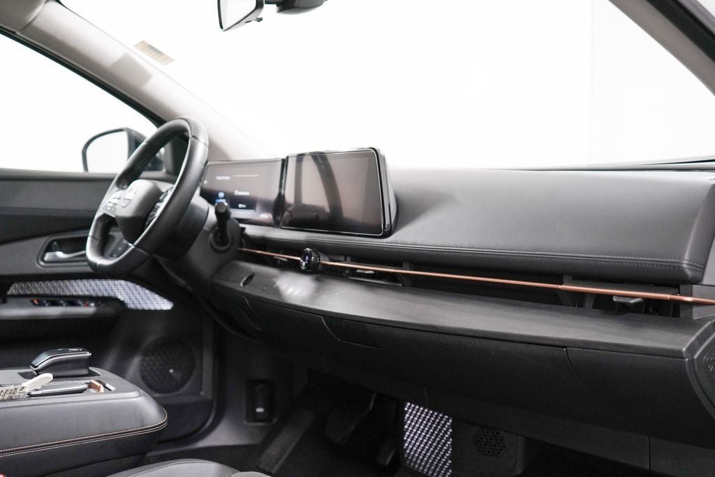 Used 2023 Nissan Ariya FWD image 30