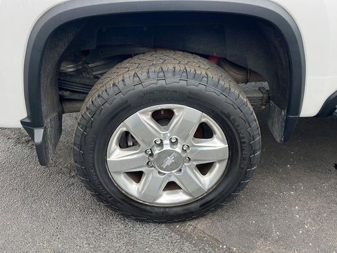 Used 2020 Chevrolet Silverado 2500 LTZ w/ LTZ Premium Package image 28