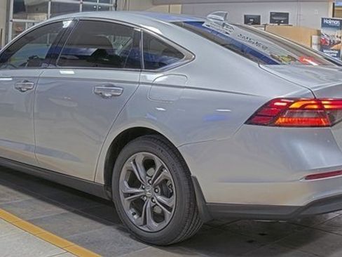 Used 2024 Honda Accord EX image 3