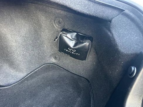 Used 2012 INFINITI G37 x w/ Premium Pkg image 37