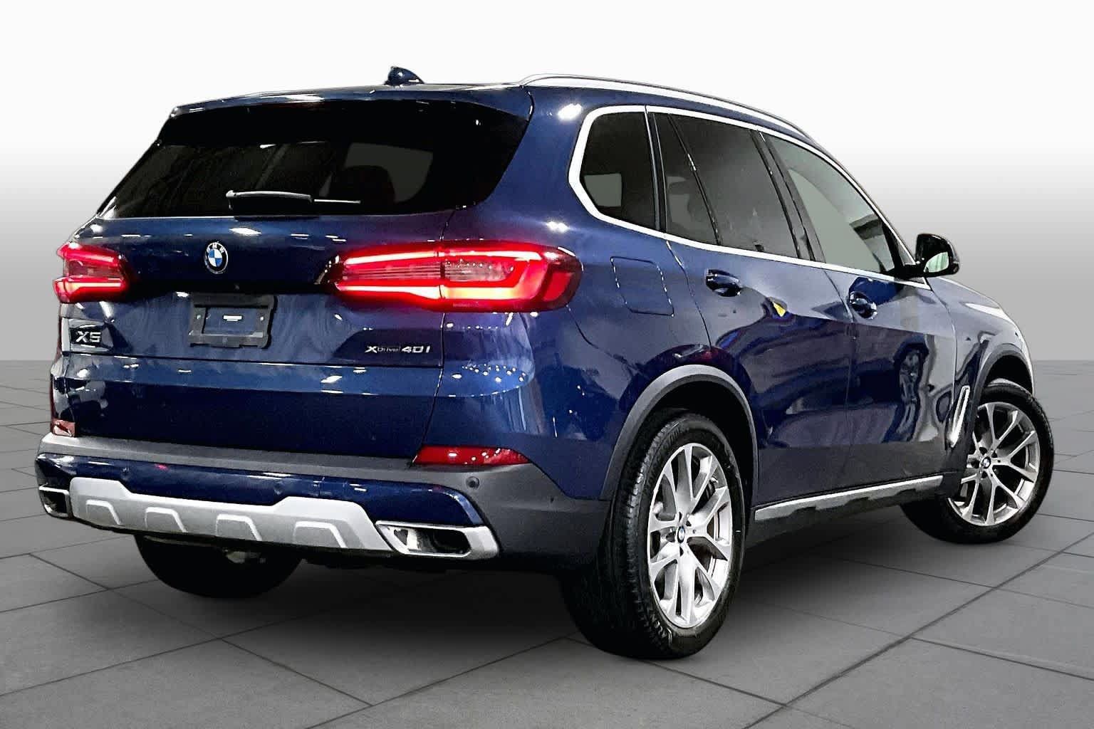 Used 2022 BMW X5 xDrive40i w/ Premium Package AWD/4WD image 13