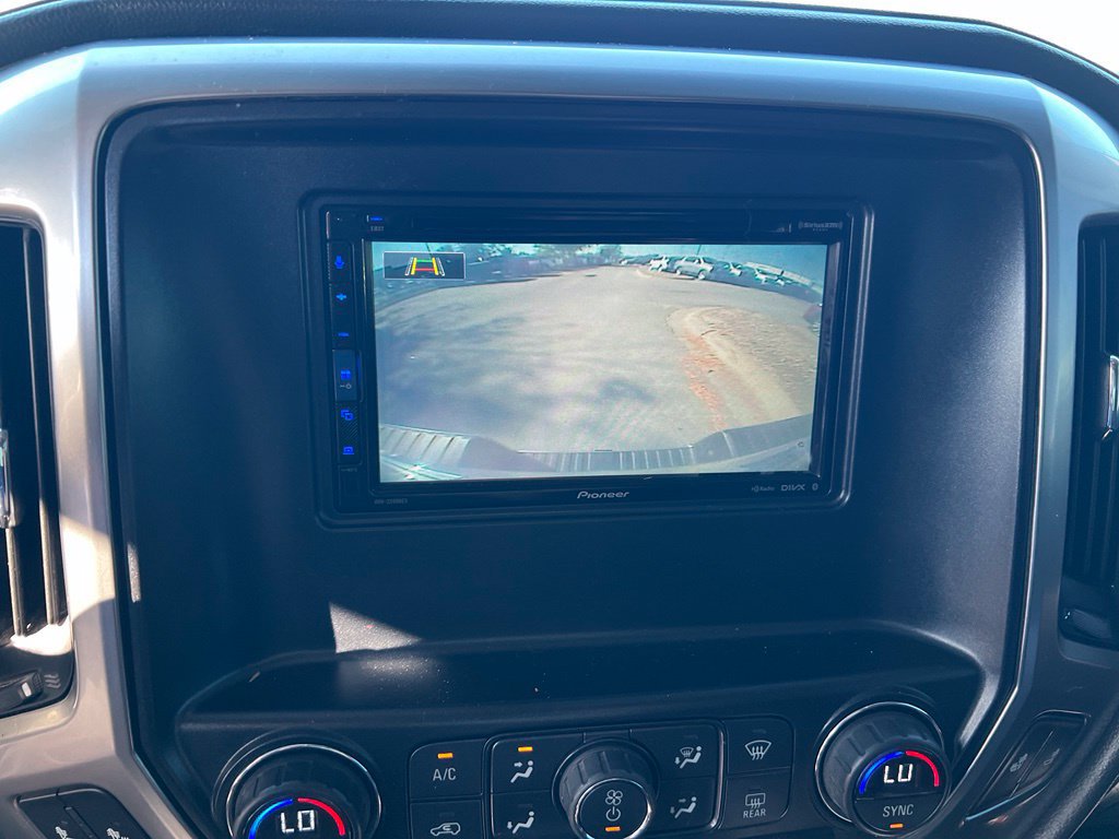 Used 2015 Chevrolet Silverado 1500 LTZ AWD/4WD image 32