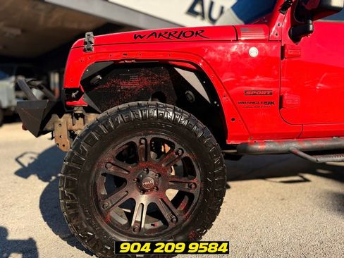 Used 2018 Jeep Wrangler Unlimited Sport AWD/4WD image 15