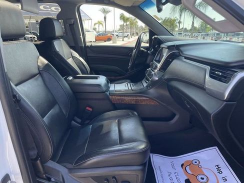 Used 2019 Chevrolet Suburban Premier image 30