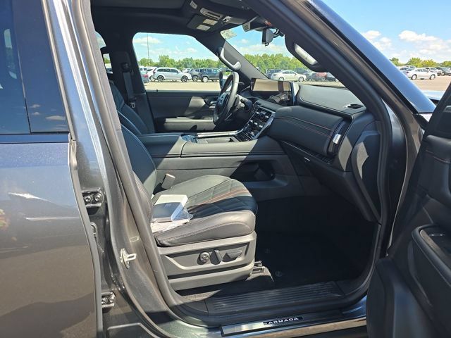 Used 2026 Nissan Armada PRO-4X AWD/4WD image 11