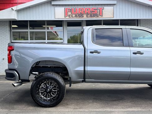 Used 2020 Chevrolet Silverado 1500 Custom w/ Infotainment Package RWD image 12