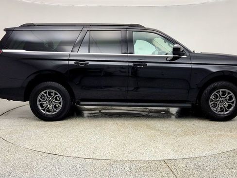 Used 2025 Ford Expedition Max Active image 4