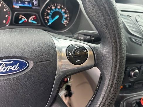 Used 2016 Ford Escape SE FWD image 15