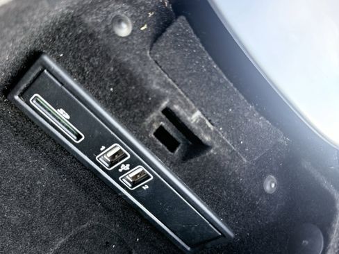 Used 2018 Mercedes-Benz AMG GT Roadster image 55