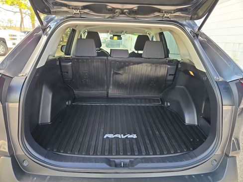 Used 2019 Toyota RAV4 LE w/ All Weather Liner Package image 25