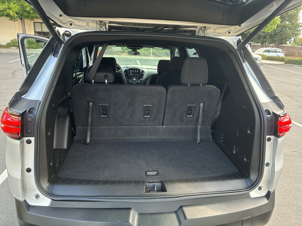 Used 2022 Chevrolet Traverse LT AWD/4WD image 54