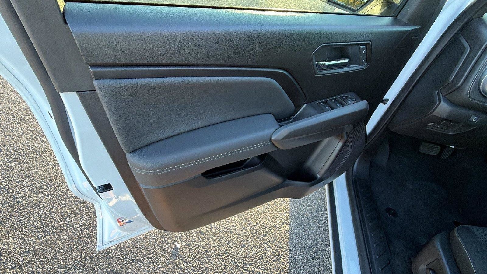 New 2026 Chevrolet Colorado LT w/ Advanced Trailering Package RWD image 14