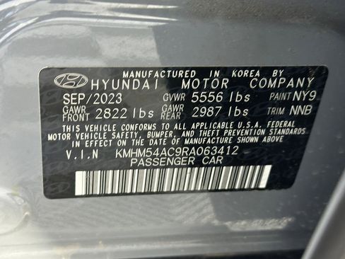 Used 2024 Hyundai Ioniq 6 Limited image 17
