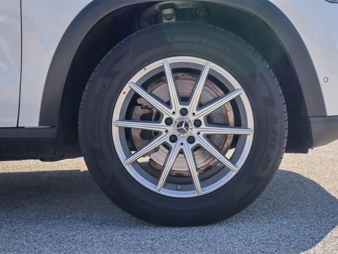 Used 2024 Mercedes-Benz GLE 350 4MATIC w/ 3rd Row Seat Package image 4