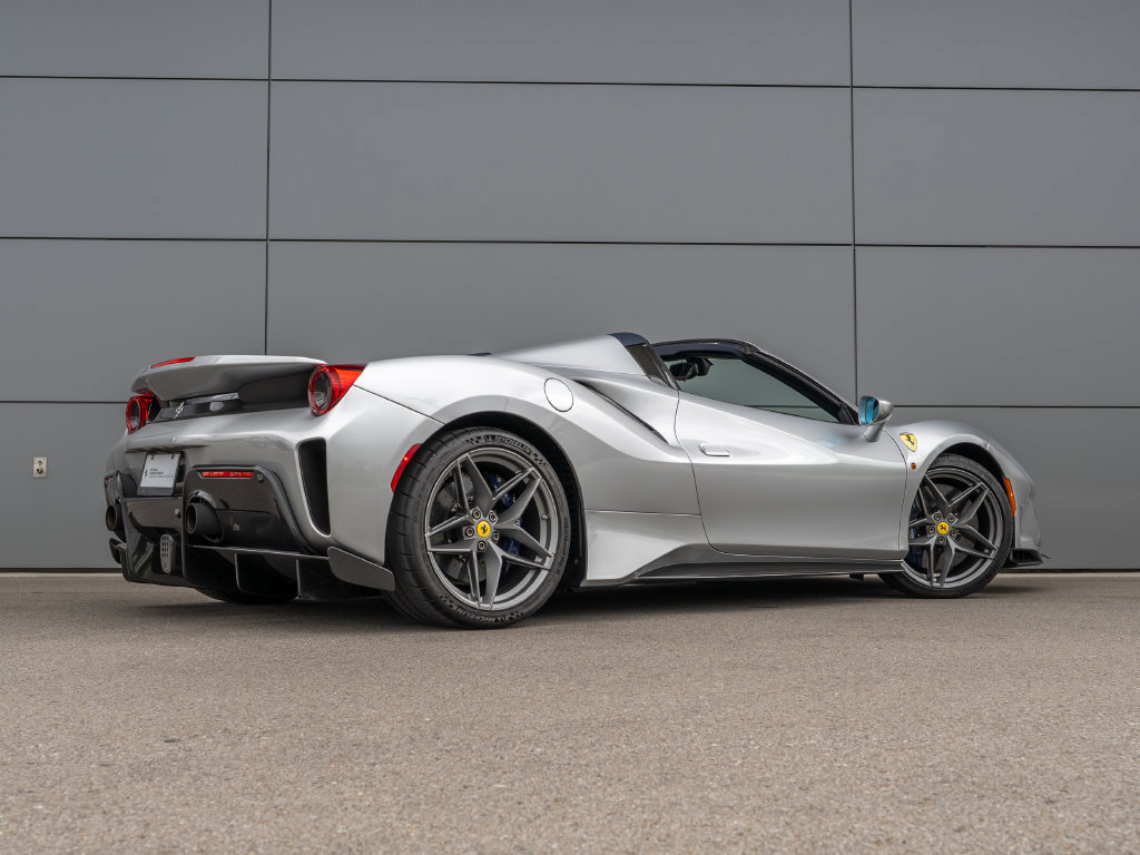 Certified 2019 Ferrari 488 Pista Coupe RWD image 8