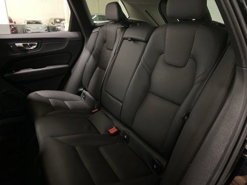 Used 2025 Volvo XC60 B5 Plus image 71