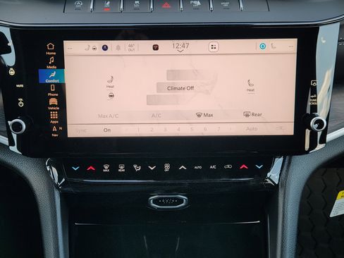 New 2026 Jeep Grand Cherokee Altitude RWD image 15