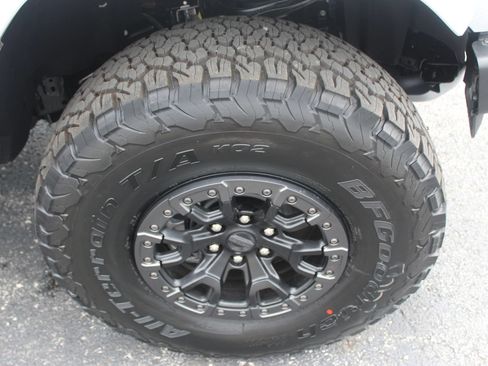 New 2026 Ford Bronco Raptor w/ Interior Carbon Fiber Pack AWD/4WD image 10