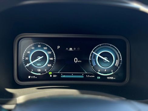 Used 2023 Hyundai Kona SE image 12