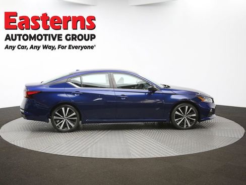 Used 2022 Nissan Altima 2.5 SR FWD image 42