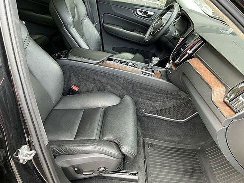 Used 2019 Volvo XC60 T6 Inscription w/ Protection Package Premier AWD/4WD image 21