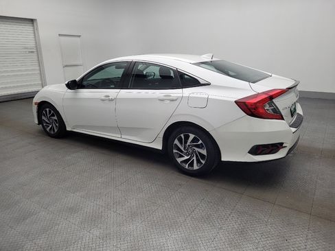 Used 2018 Honda Civic EX image 3