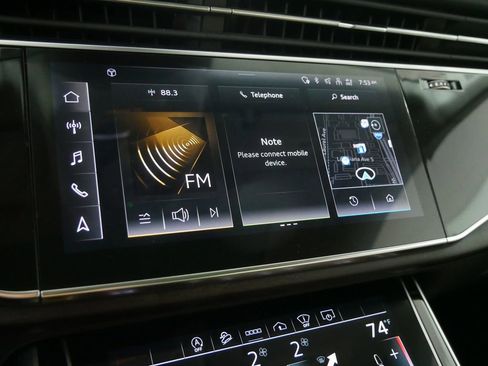 Used 2022 Audi Q8 Prestige image 29